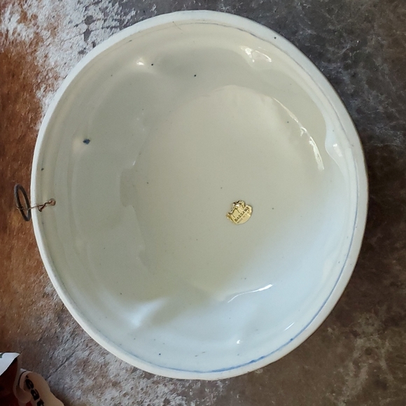 Vintage Mold - Picture 2 of 3